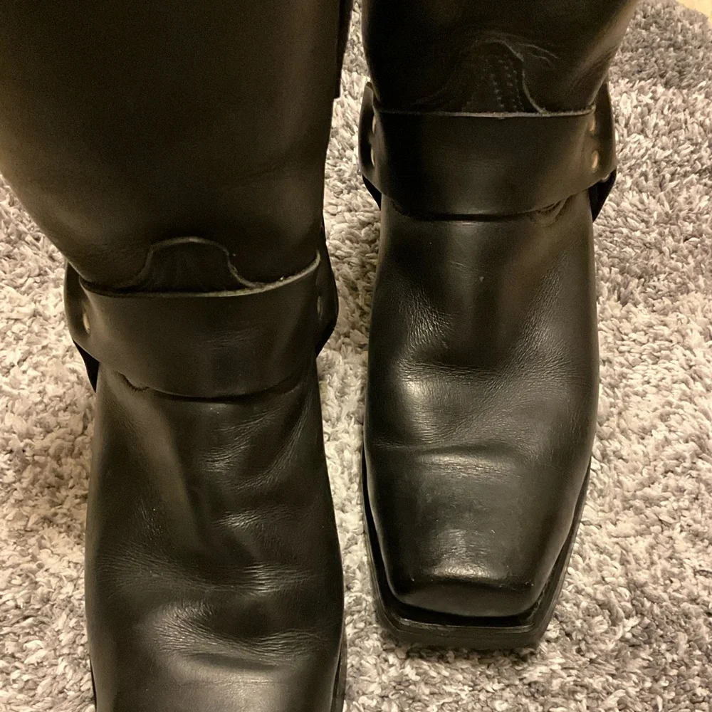 Durango Black Harness Boots - Picture 2 of 8